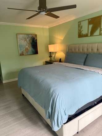 Master Bedroo - Modern 2BR/2BA Condo in Prime Buckhead Location