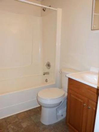 Bath - Brookwood D03 Apartments