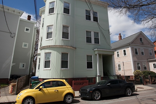 exterior - 4 Bed in Cambridgeport Walk to MIT/Harvard/HBS Apartments
