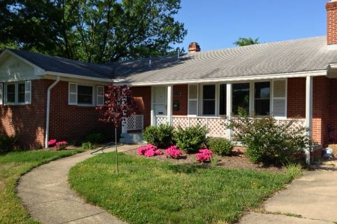 Street View - 5 Bedroom House in College Park Woods