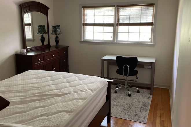 Bedroom - Furnished room-Woodland Dr-Princeton House