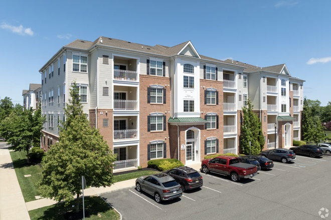 Building - Sublet:Furnished 2BR/2Bath apt-Grand Central Dr-Hamilton