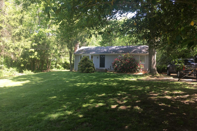 Outside Front - Charlestown Cottage