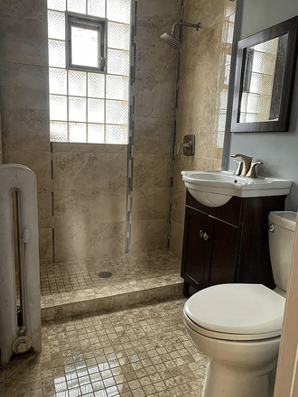 bathroom - 1 Sunny Jr Bed/ 1 Bath on Lakefront close to NU shuttle Condo