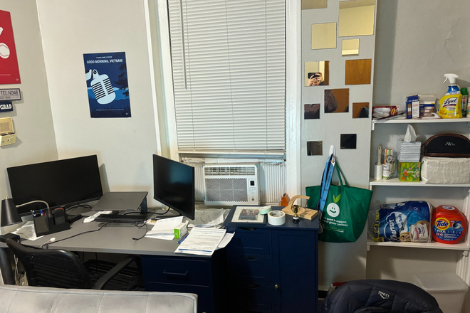 Living Space - Beacon Hill Studio Anderson St Apartments