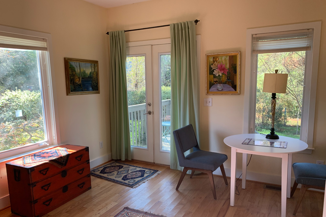 living area - Garden Apartment Attached to Home