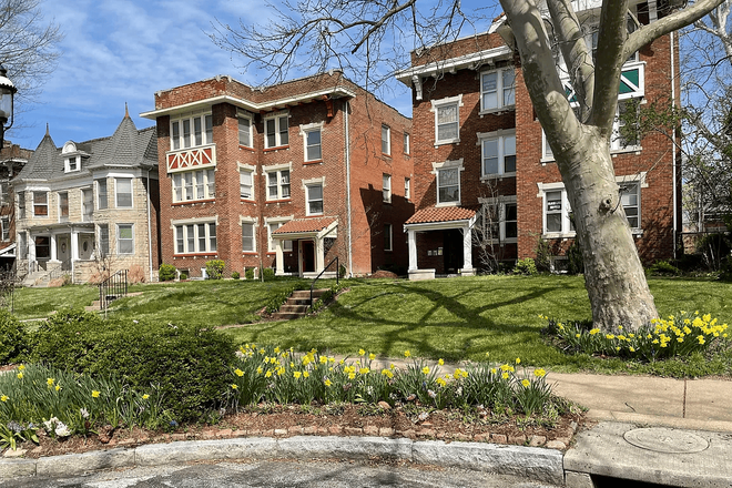 Outside street view of property - Waterman Blvd