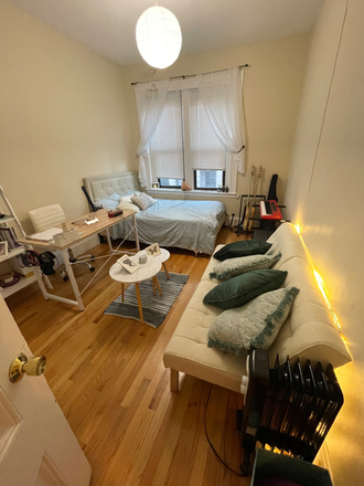 Bedroom Furnished! - Back Bay Apartment/Right next to campus