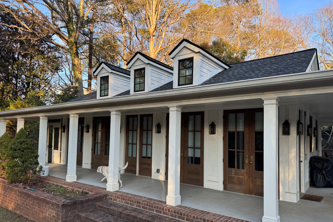 Exterior overlooking backyard - Carriage House close to Downtown Decatur and Emory