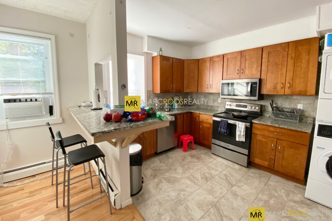 xx - Mission Hill 2 Bed Split Great Location Apartments