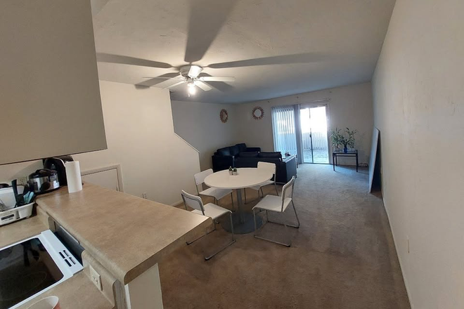 Leaving room - Cozy Private Room in a Quiet Apartment