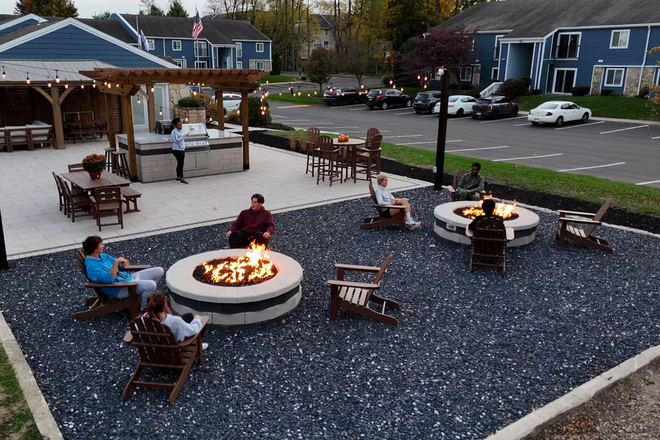 Community area - The Bend Apartments