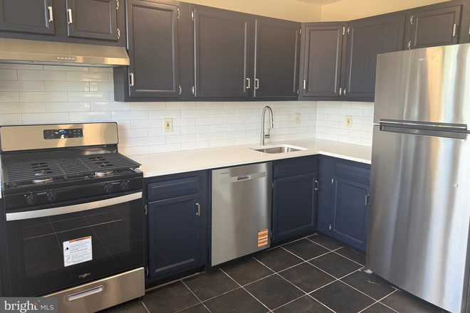 Kitchen - The Brooklander Condo