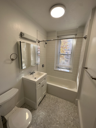 Bathroom - 2 bed 1 bath close to campus, heat and hot water Included. Apartments