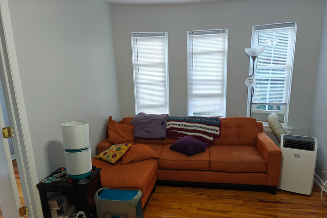 Shared living room - Small Room in 2 Bed/2 Bath Apartment
