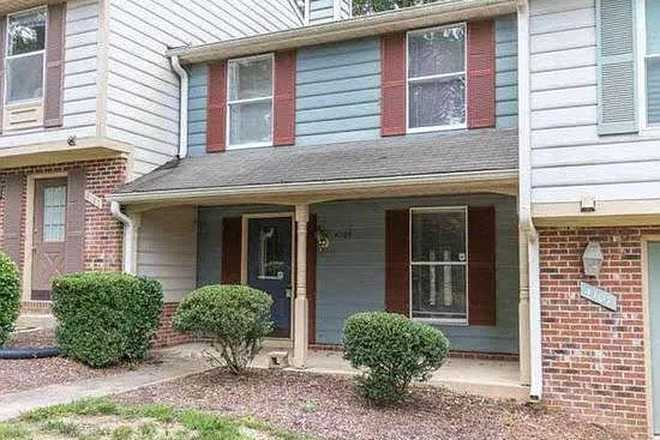 street view - Spacious bedroom with private bath in 2BR townhome – 5 minutes to NC State