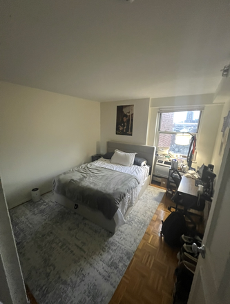 Bedroom - 3 Bedroom Luxury Apartment 5 Minute Walk From Comm. Ave