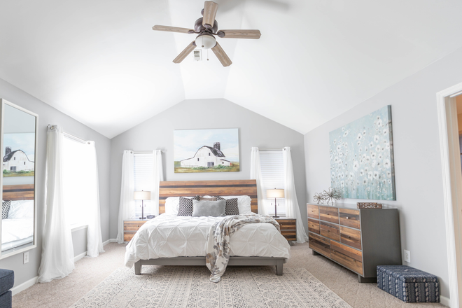 Master bedroom - Live on Love Circle