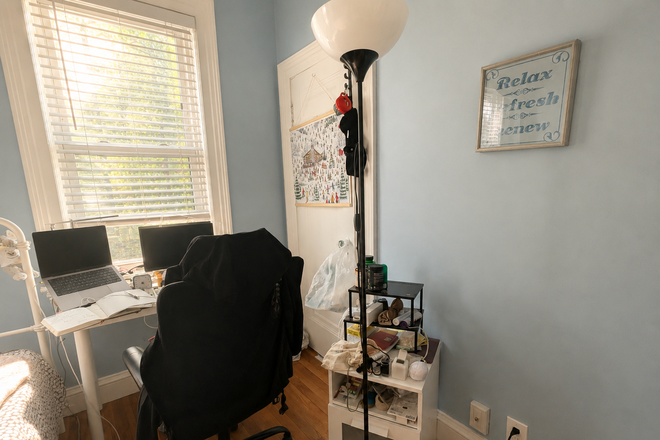 bedroom - one room in 2b1b (sublet possible) Apartments
