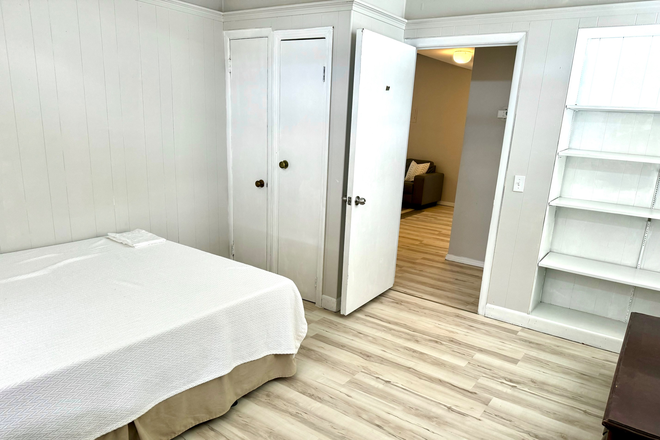 Bedroom - Furnished Room with Office and Private Bath. for Female roommate. Utilities Incl. Apartments