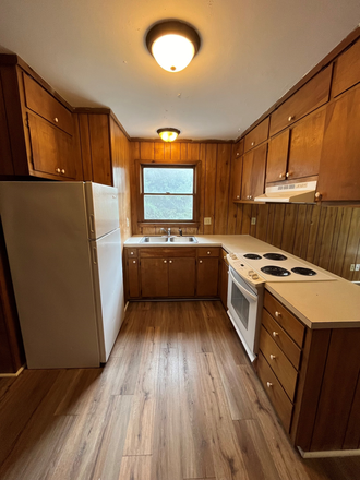 Kitchen - Cedar Ridge