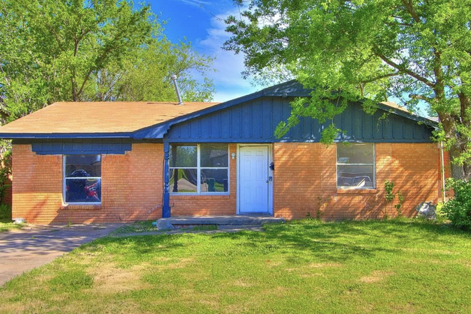 House - Roomate wanted for shared house close to UCO.