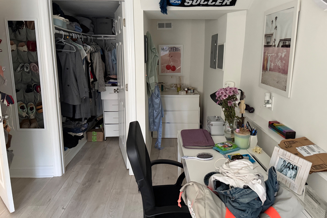 Bedroom 1 - 2 bed/bath House 10 min walk to campus near hospital