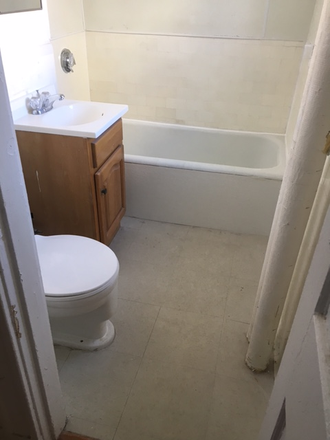 Hub Realty - Allston, large studio,  close to Griggs T stop Apartments