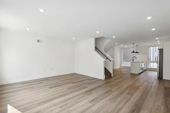 Living room - Milestone Property Group