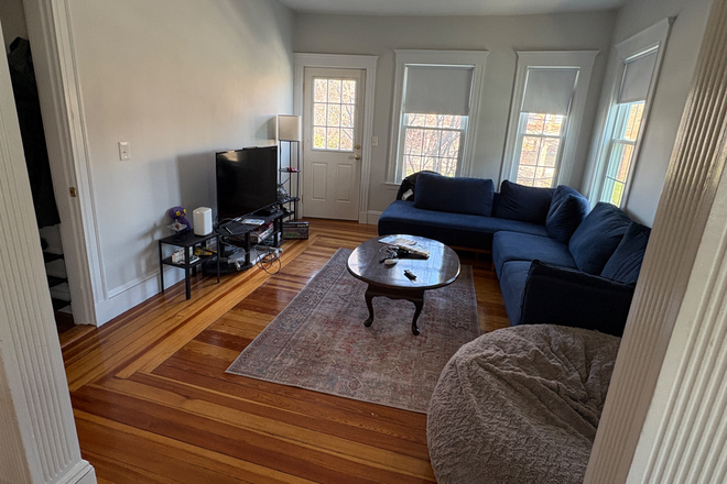 Living Room - LOOKING FOR 1 ROOMMATE - nice apartment right next to Tufts campus