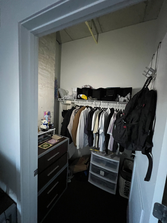 Bedroom - Summit Apartment, 4 bed 4 bath, Private room & Bath