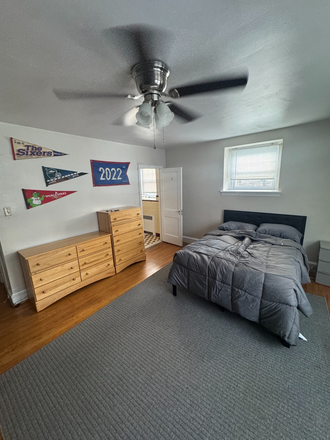 Master Bedroom - 5610 Wynnefield Avenue