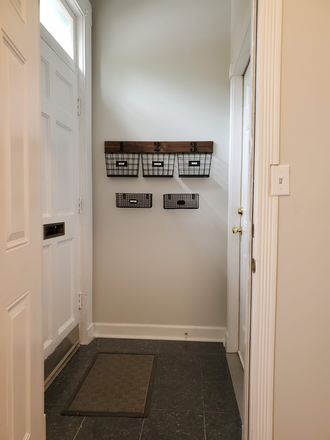 Vestibule - Private Suite - All Utilities Included Apartments