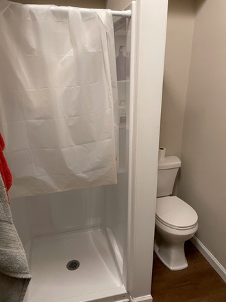 Bath - Detached Single Bedroom House