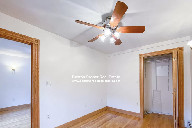 a - 2 bed with living room ***NO BROKER FEES Apartments