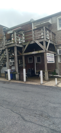 Outside Deck - Location Location Location - 3 Bedroom Apartment for Rent