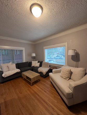 Living room - Casa Blanca, 951 Pennsylvania Ave House
