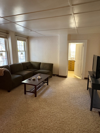 Living room - 58 South East St Unit 1 Triplex