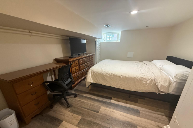 Basement Bedroom - Peaceful, Well-Located Rowhome Near Hopkins & Bayview