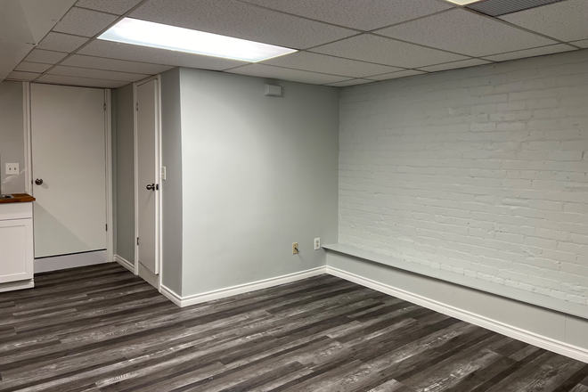 Living space - Recently renovated a bright and cheerful bachelor for rent