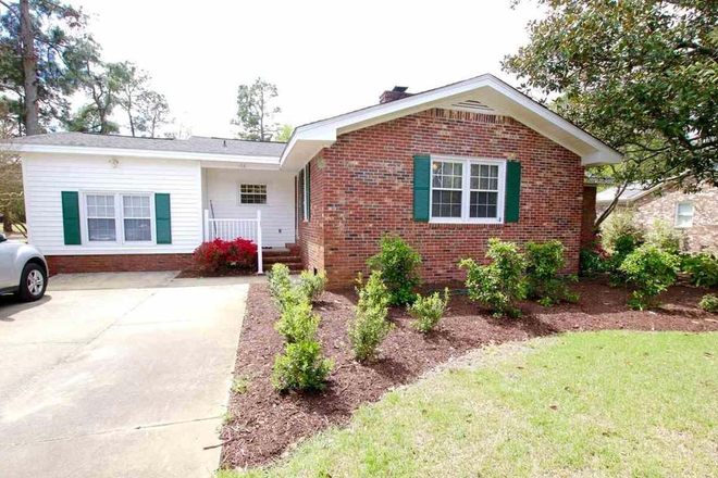 Outside view - 106 House