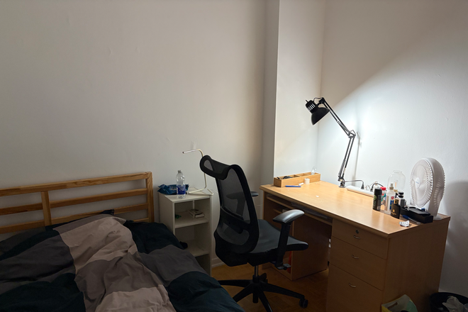 Bedroom - 2 furnished bedroom with living room