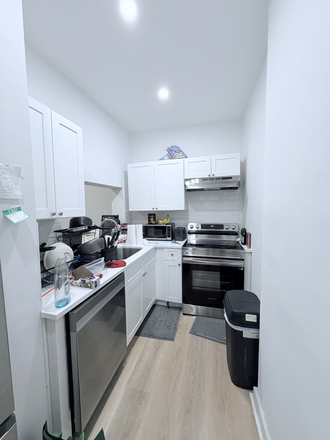 23 - Spacious 3 Bed 1 Bath Apartment Fenway NO BROKER FEE