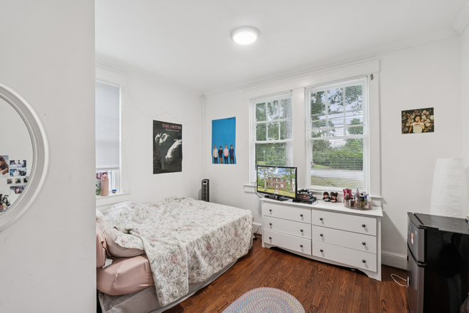 Bedroom - 8400 48th Ave - Walking Distance to UMD and Lidl House