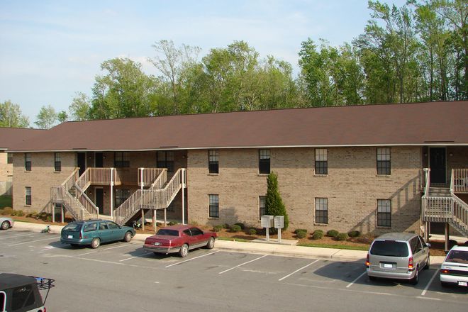 Exterior - Rosemont Apartments