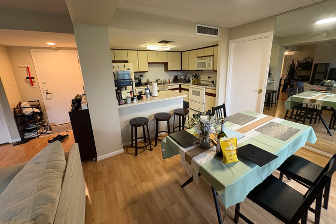 Call NOW for showings! 617-236-8600 - BRAINERD RD - GORGEOUS 2BR IN LUXE BLDNG W/ IN UNIT W/D, RNTL PRK, 2 BATH, HW INC AVAIL *9/1/2025*
