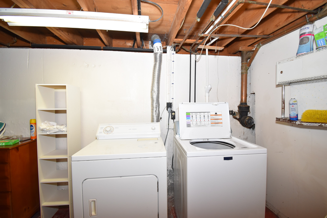 Laundry Room - 19 Cornell Rd, Narragansett, RI 02882