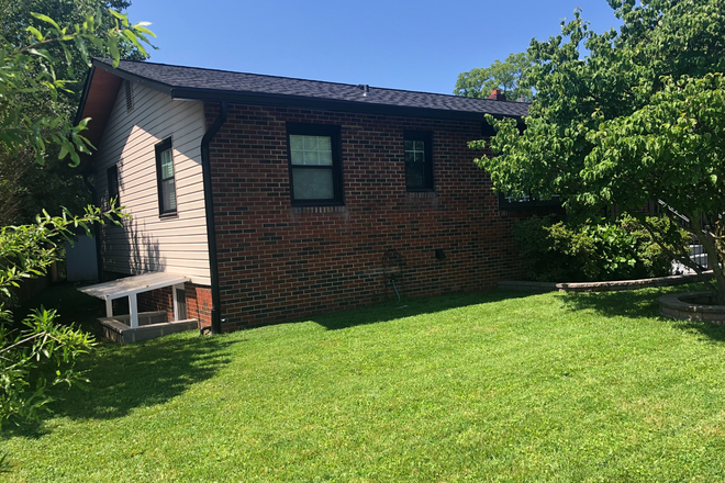 Outside Street View - Back - Fully Renovated 5 Bedroom, 2 Bath House with Bonus Kitchenette, Family Room + Laundry in Basement