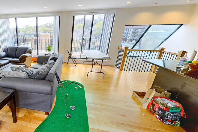 1 - Washington Sq Condo Quality 4 bed 3 bath for July 1 move in, NO FEE