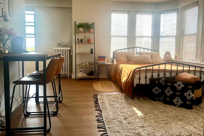 Bedroom - A sunny corner unit in a walkable neighborhood available for sublease Apartments